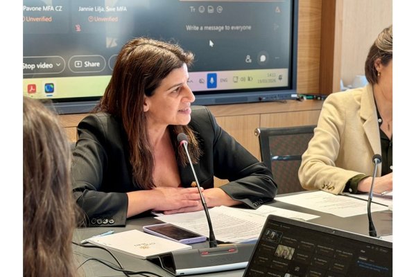 Toplumsal Cinsiyet Eşitliği Komiseri Lefkoşa'da Ukraynalı Heyetle Görüştü