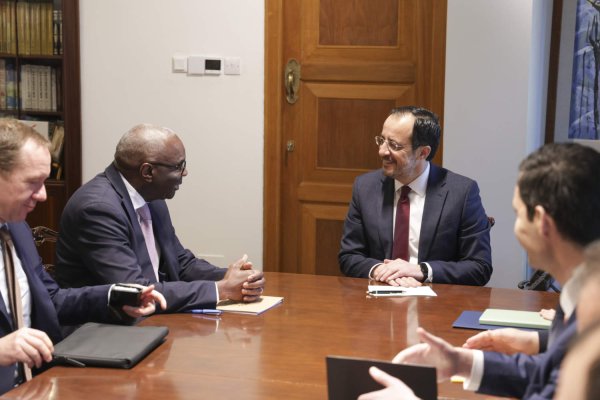 Christodoulides BM Temsilcisi Diagne ile Görüştü: Erhürman ile Nisan'da Buluşma Teklif Edildi