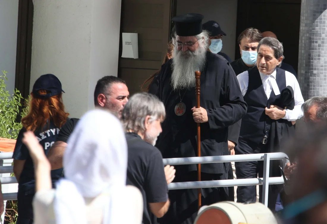 Kovid karşıtı piskopos, temyiz kararının ardından yeniden yargılanacak