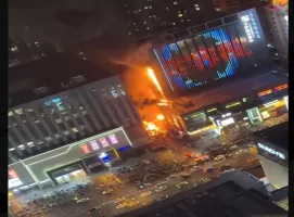 Kuzey Çin'de Yüksek Katlı Binada Çıkan Yangında 3 Kişi Hayatını Kaybetti, 23 Kişi Yaralandı