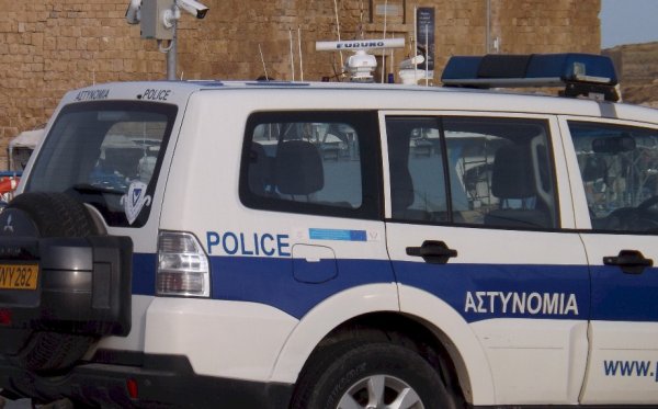 Baf'ta İki Ayrı Araba Kovalamacasının Ardından 20 Yaşındaki Şüpheli Tutuklandı