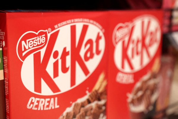Avrupa'da 12 ton KitKat çikolata çalındı