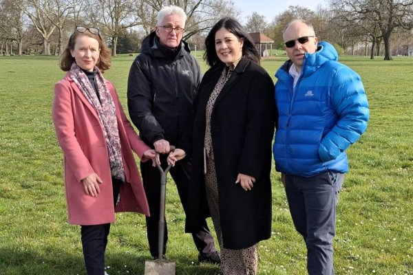 Finsbury Park'ta Sürdürülebilir Etkinlik Projesi Başladı: Yeraltı Yenilenebilir Enerji Kablosu Döşeniyor