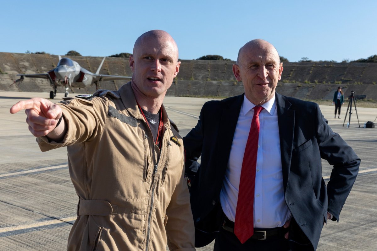 Diaspora Kıbrıslılar, İngiltere'nin Türkiye'ye Eurofighter satışı hakkında açıklama talep etti