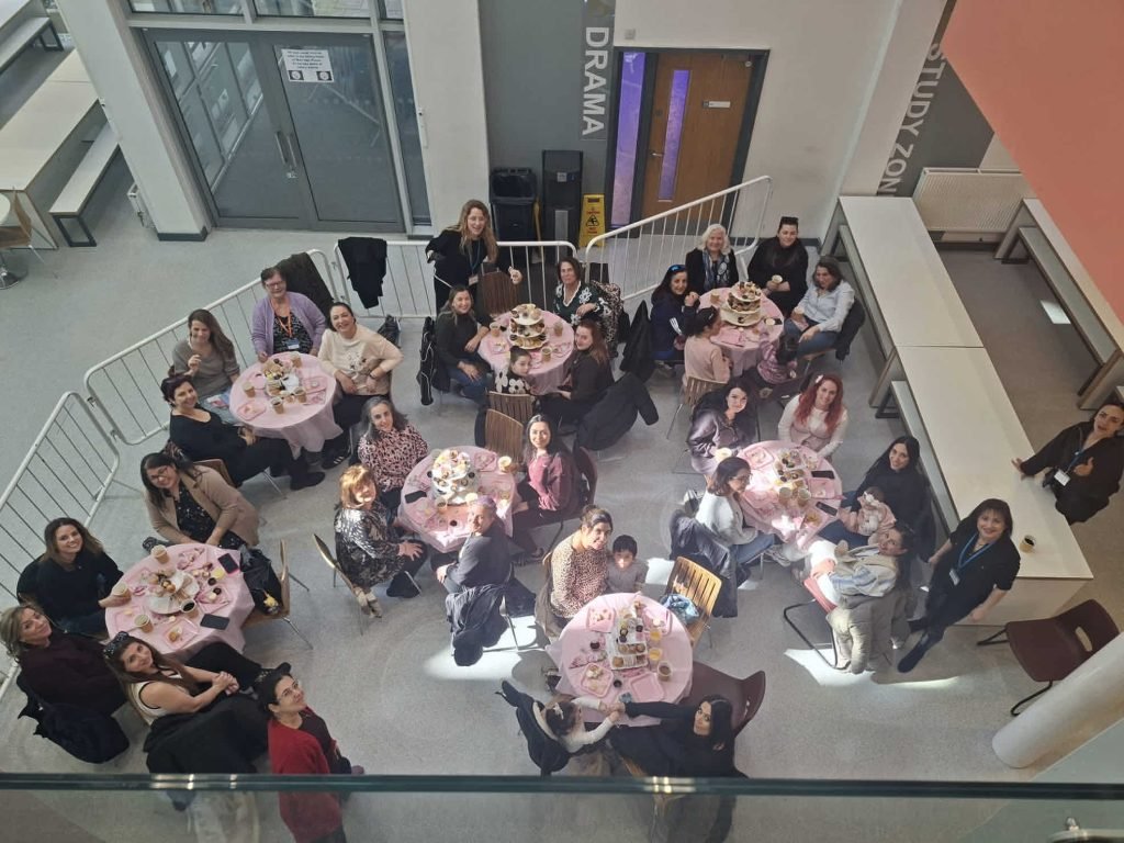 Goffs Rum Okulu'nda Anneler Günü Kutlaması