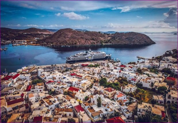 Beş Yıldızlı Konfor ve Macera Deneyimini Bir Arada Sunan 7 Lüks Kruvaziyer Gemisi