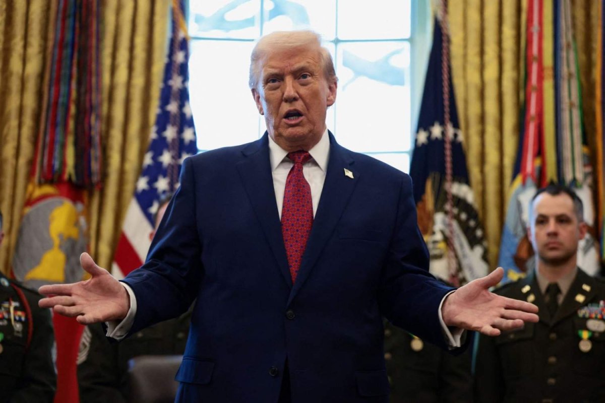 Trump'ın İran Paylaşımından Dakikalar Önce Yapılan Olağandışı Petrol İşlemleri İçeriden Bilgi Ticareti Şüphesi Yarattı