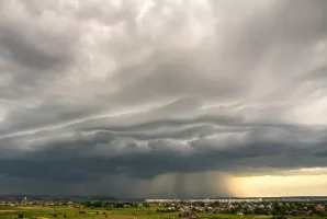 Kıbrıs'ta yağmur, fırtına ve dağlarda kar bekleniyor
