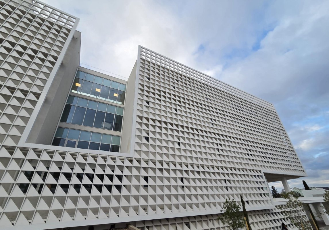 Kıbrıs Nöroloji Enstitüsü yeni binasını açtı, bilim insanları talasemi tedavisinde çığır açtı