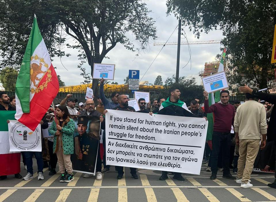 Kıbrıs'taki İranlılar savaşı nasıl izliyor: 'Her gün cehennemden geçmek gibi'