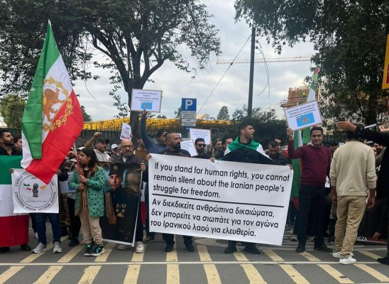 Kıbrıs'taki İranlılar savaşı nasıl izliyor: 'Her gün cehennemden geçmek gibi'