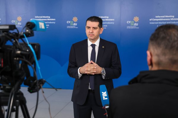 Enerji Bakanı Damianos: Ekonomik geleceğimizi korumalıyız