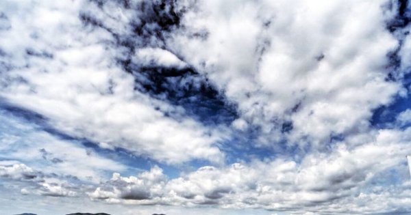 Kıbrıs'ta bugün bulutlu hava: sağanak, fırtına ve dolu bekleniyor