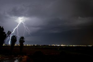 Kıbrıs'ta perşembeye kadar sarı hava uyarısı verildi
