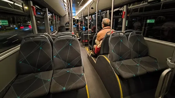 Yunanistan'da Yaşlı Kadın Otobüste Unuttuğu 30.000 Euro ve Altınlarına Kavuştu