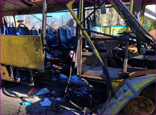 Fransa'da Yüksek Hızlı Tren Askeri Araçla Çarpıştı: Makinist Hayatını Kaybetti