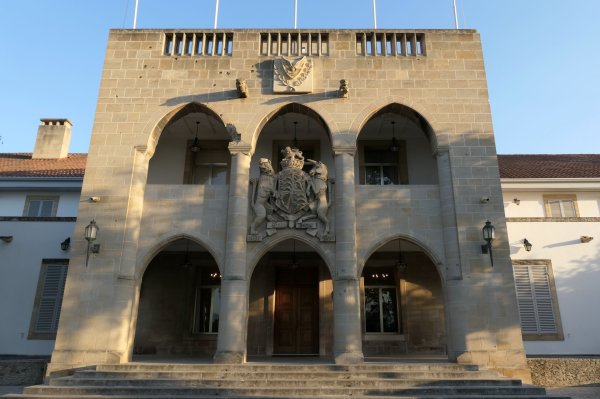 Taşa kazınan sömürgecilik: İngiliz mimarisi Kıbrıs'ı nasıl şekillendirdi?