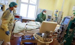 Hastanız bir insan mı, yoksa sadece 'Yatak 10' mu?