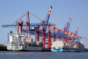 Kıbrıs'ta Öğrencilere Yönelik "Denizcilik Dünyasını Keşfet" Kariyer Günü Düzenlendi