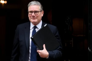 Starmer, Mandelson'ın görev dönemindeki güvenlik endişelerinin incelenmesini istedi