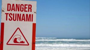 Japonya'da 7.7 büyüklüğünde deprem: Tsunami tehdidi sürüyor