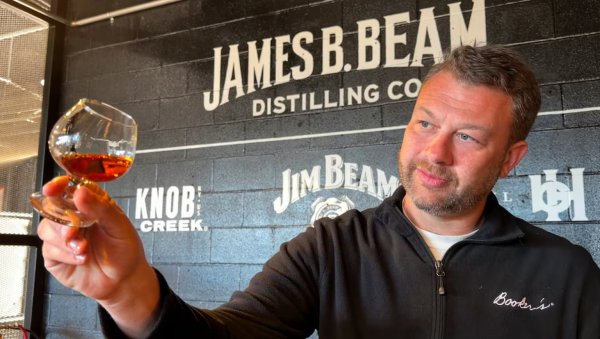 Kentucky'de Bourbon Üreticileri Küresel Talep Düşüşü Nedeniyle Üretimi ve İstihdamı Kısıyor