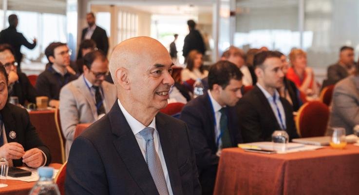 Kıbrıs, ada devletlerini destekleyen adil bir AB ulaşım politikası çağrısında bulundu