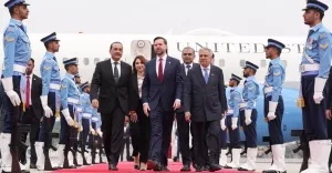 ABD-İran görüşmeleri anlaşma sağlanamadan sona erdi: Vance, Tahran'ı 'kırmızı çizgiler' konusunda uyardı