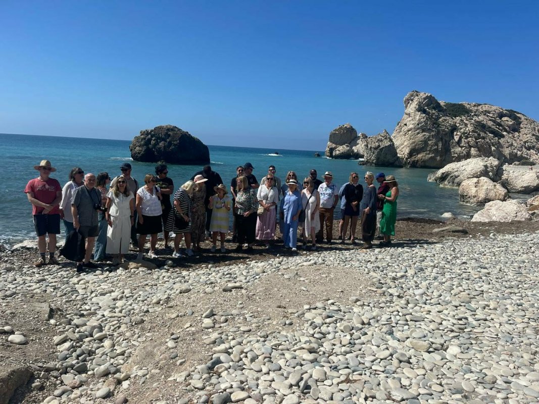 Baf, İran Savaşının Yarattığı Turizm Düşüşüne Karşı İngiliz Seyahat Yazarlarını Ağırlıyor