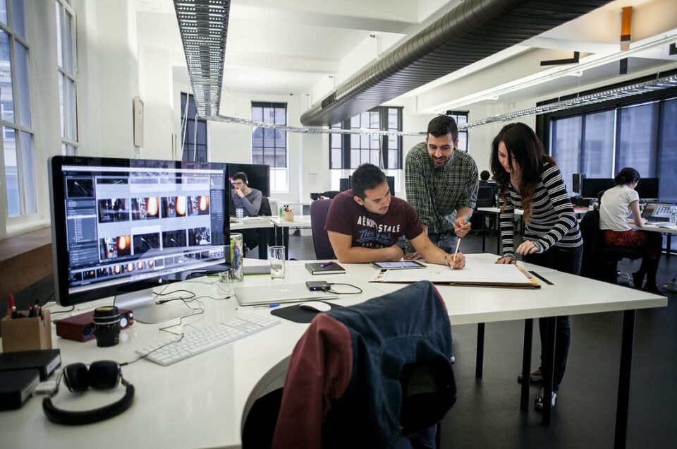 Kıbrıslı firmalara araştırma ve inovasyon programlarına katılım çağrısı