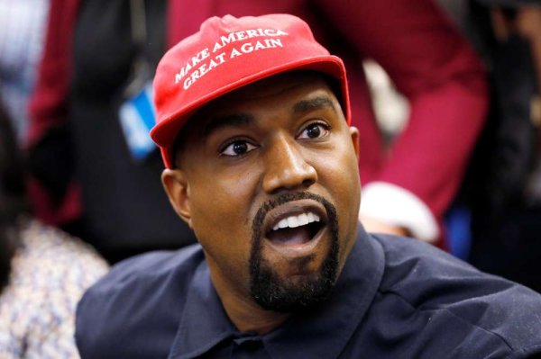 İngiltere, Kanye West'in Ülkeye Girişini Yasakladı