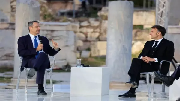 Macron'un Yunan egemenliğine verdiği güvence Atina ziyaretinin tonunu belirledi