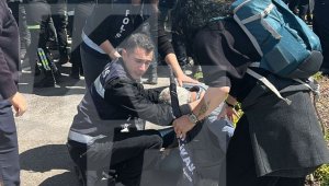 KKTC'de Genel Grev: Göstericiler Meclis Binasına Girdi, Yaralılar Var