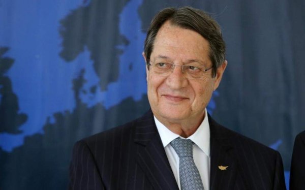 Alma'dan Anastasiades'e sert tepki: 'Normal bir demokraside hapiste olabilirdi'