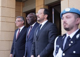 Christodoulides ve Erhürman Bugün Öğleden Sonra Bir Araya Gelecek