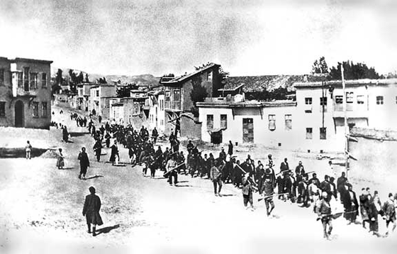 Kıbrıs'taki siyasi partiler Ermeni soykırımı anma gününü andı