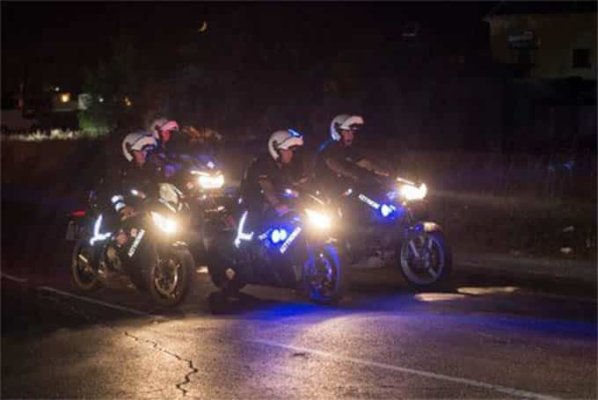 Polis Ada Genelinde Operasyon Düzenledi: Patlayıcı Madde Bulunduran 2 Kişi Tutuklandı