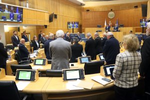 Kıbrıs Parlamentosu Ermeni Soykırımı'nın 111. Yılında Uluslararası Tanınma Çağrısını Yineledi