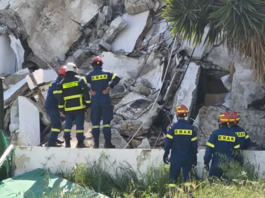 Germasogeia'da Apartman Bloğunun Bir Kısmı Çöktü: Sakinler Yardım İçin Çığlık Attı