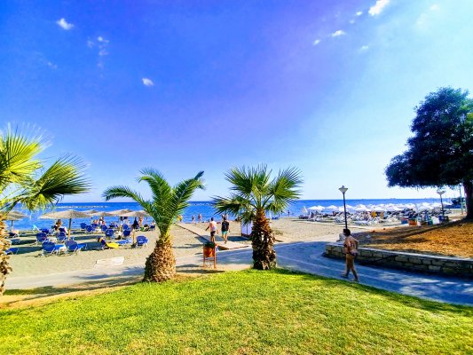 Limasol plajları yeni eylem planıyla daha sıkı denetime alınıyor