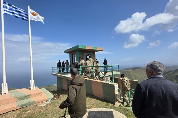 Christodoulides: Ortadoğu'da gerilimin azaltılması için elimizden gelen her şeyi yapıyoruz