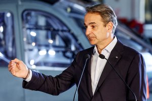 Yunanistan Başbakanı çiftlik dolandırıcılığı skandalı nedeniyle kabine değişikliğine gidiyor