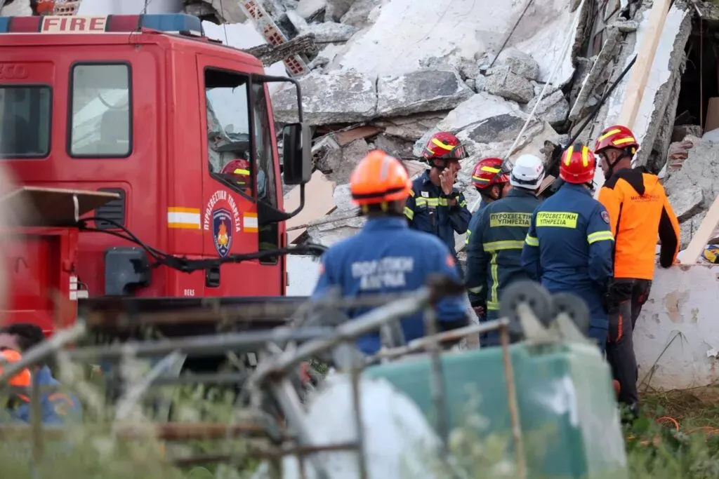 Lefkara Belediye Başkanı yüzlerce tehlikeli bina konusunda alarm veriyor
