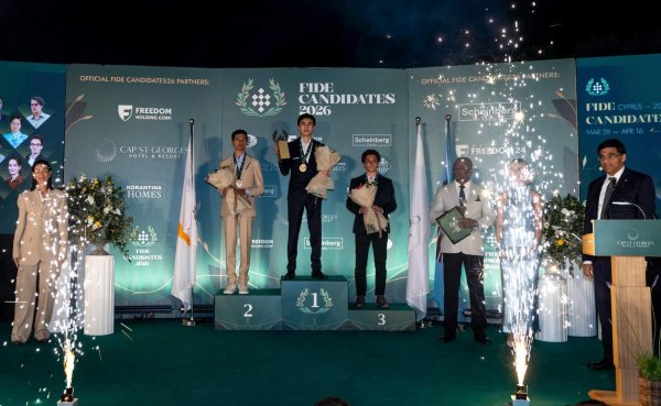FIDE Adaylar Turnuvası 2026 Kapanış Töreni Baf'taki Cap St Georges Hotel'de Gerçekleşti