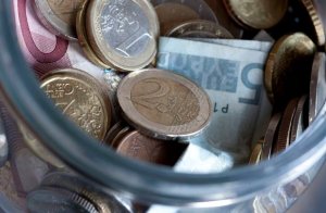 Bileşik Faizin Gücü: Kıbrıs'ta Finansal Okuryazarlık Uzmanından Kritik Uyarılar