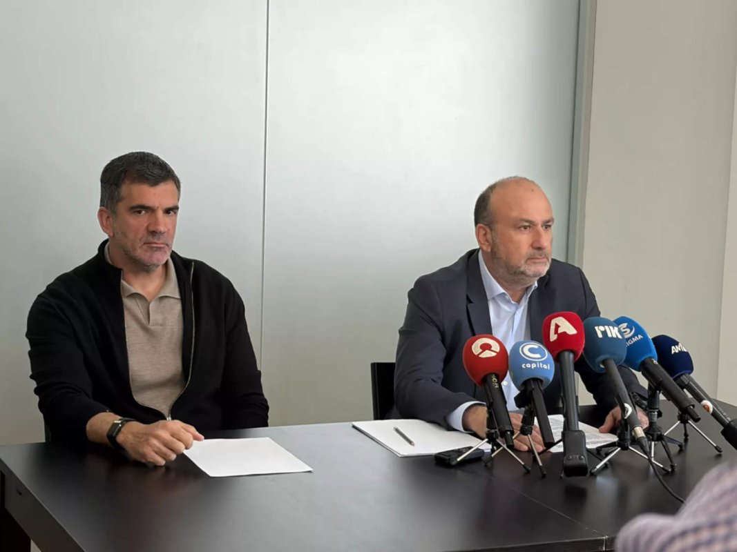 Eski Avrupa Parlamentosu Milletvekili Papadakis: Telefon İncelemeleri Yolsuzluk İddialarını Çürütüyor