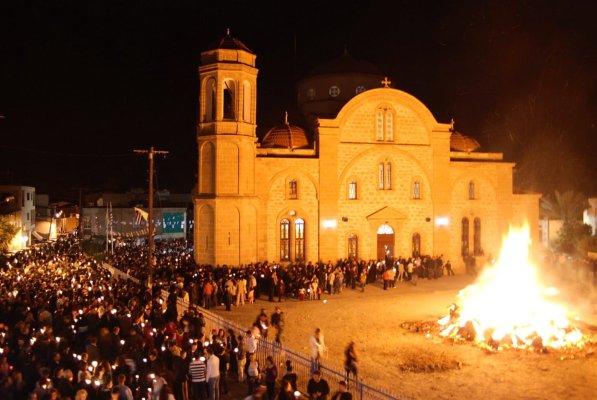Polis Paskalya Ateşlerine Karşı Denetimleri Sıkılaştırdı, Odunlara El Konuldu