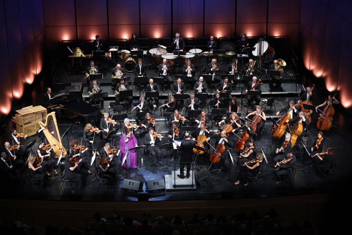 Kıbrıs Senfoni Orkestrası, Mikis Theodorakis anısına Maria Farantouri ile sahne alacak