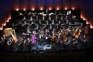 Kıbrıs Senfoni Orkestrası, Mikis Theodorakis anısına Maria Farantouri ile sahne alacak