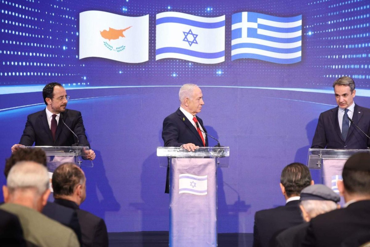 İsrail Sadece Tehditlere Yanıt Vermiyor, Ortadoğu'yu Yeniden Şekillendiriyor